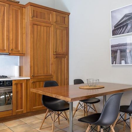 A Beautiful 2 Bdr House In The Heart Of Plaka Villa Athena Bagian luar foto